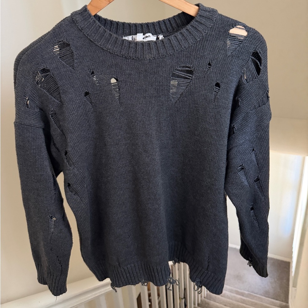 Grey ripped Crewneck Sweater jumper